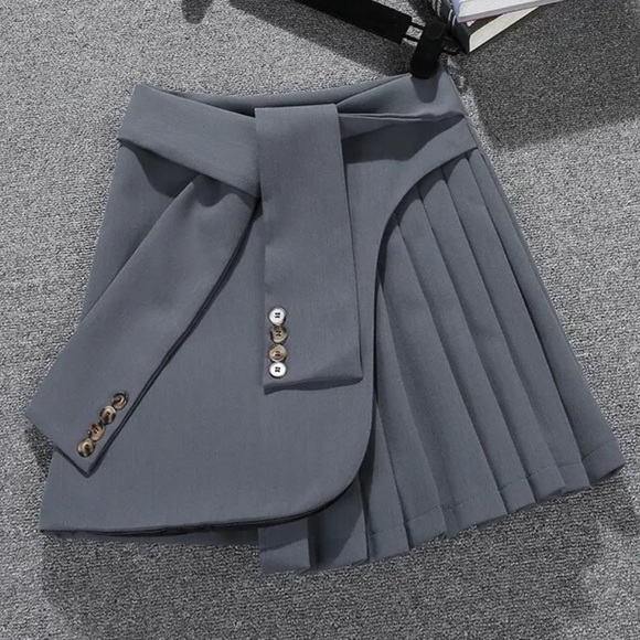 Adorable Pleated Skorts Skirt Shorts Size XS - Picture 4 of 13